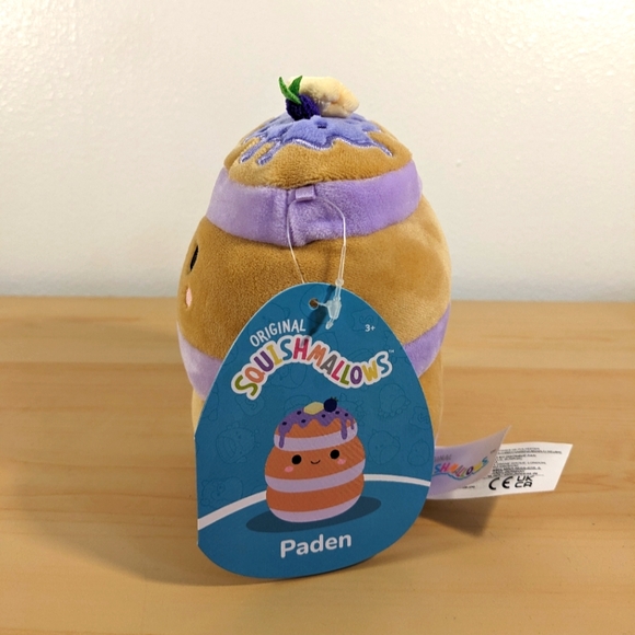 5" Paden Blueberry Pancakes Squishmallow - Picture 2 of 4